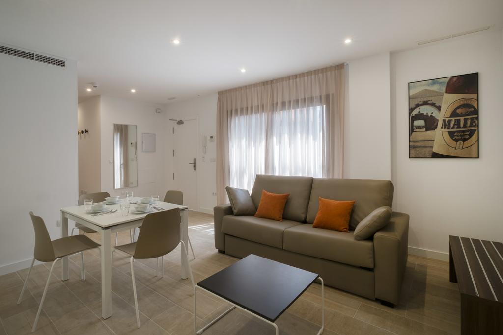 Apartamentos Maier Cádiz Exteriör bild